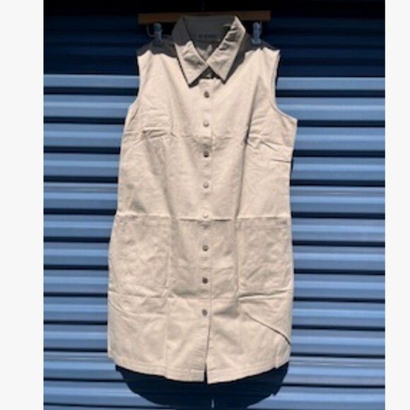 Sleeveless Skirts . Size: Medium 8 . Khakis Button Front . 100% Cotton . New - Picture 1 of 4